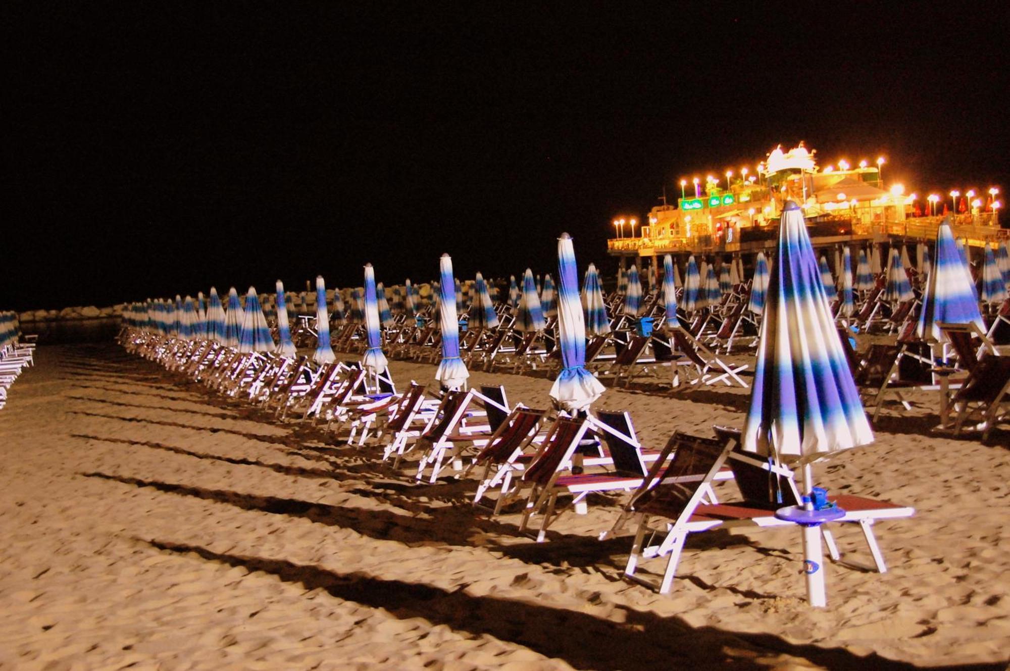 Hotel Nobel Gabicce Mare Dış mekan fotoğraf